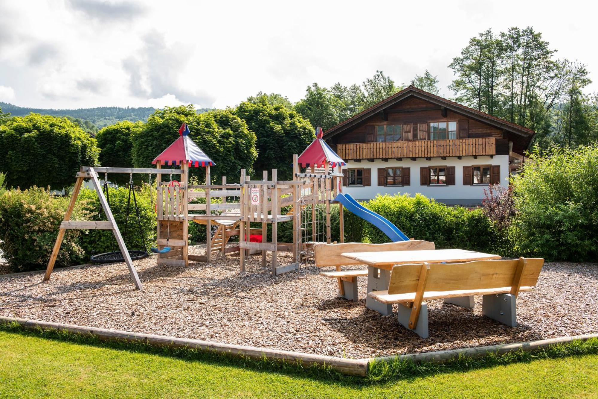 Bernrieder Hof Hotell Eksteriør bilde